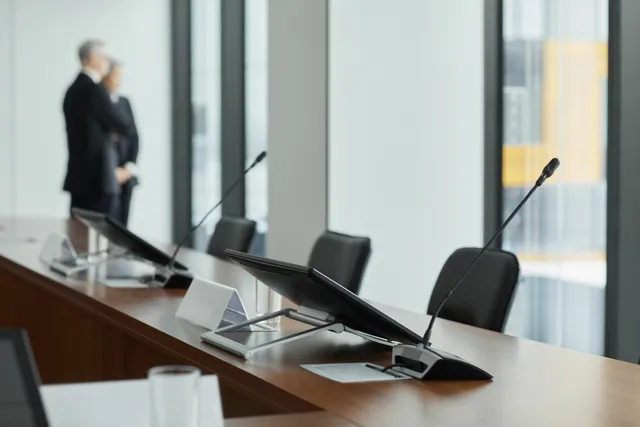 ระบบไมโครโฟนและเสียงสำหรับห้องประชุมอัจฉริยะ